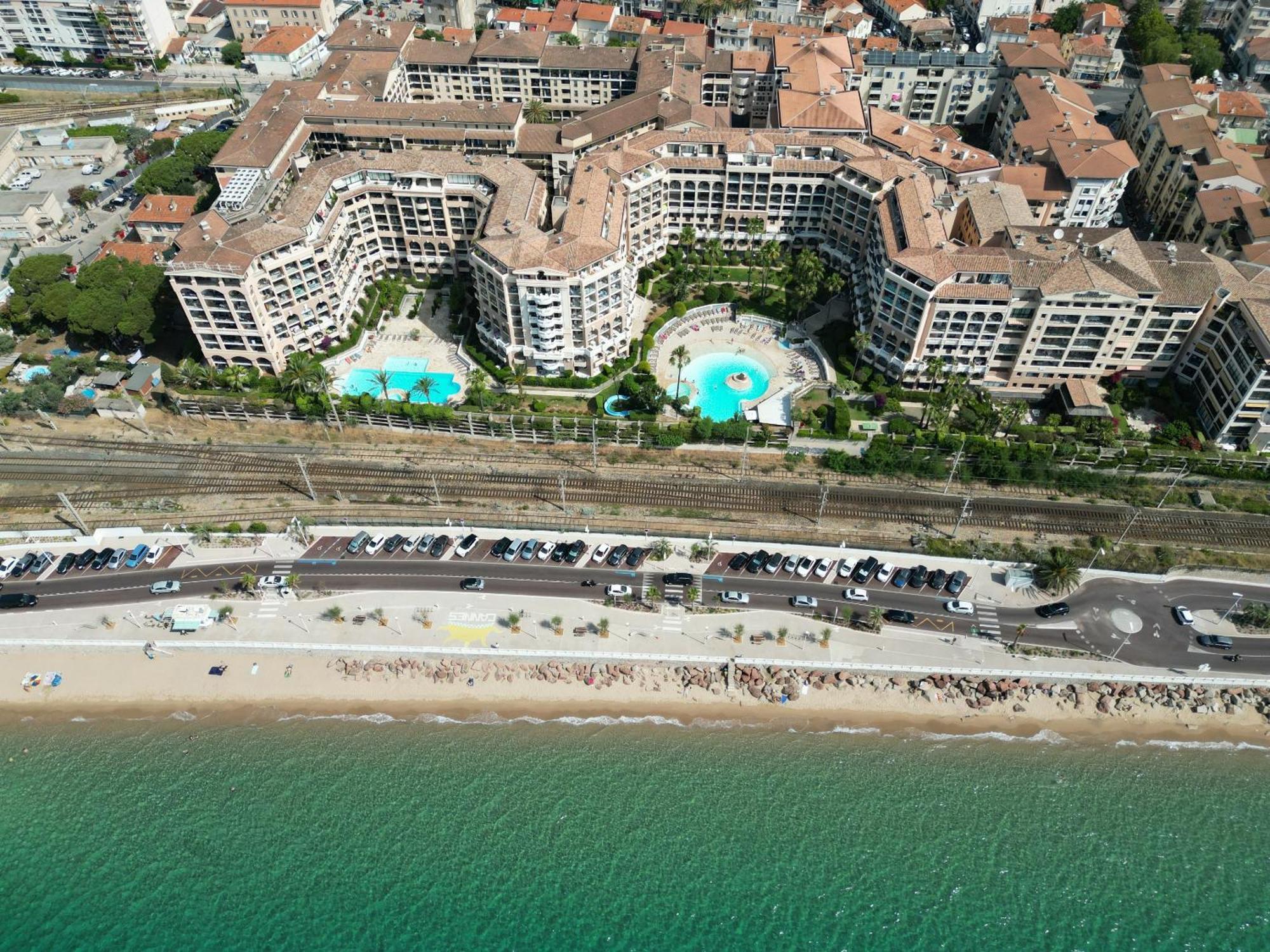 La Palme D'azur - * Cannes